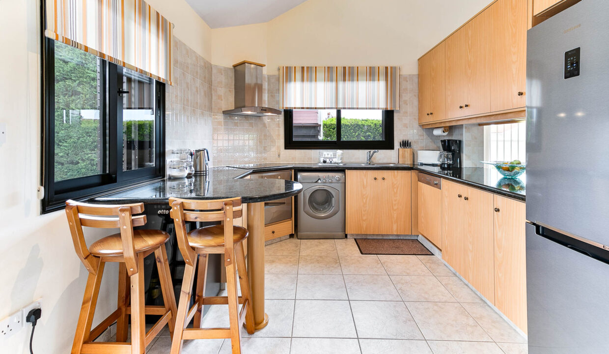 3 Bedroom Villa For Sale - Pissouri, Pissouri Village, Limassol: ID 1206 28 - ID 1206 - Comark Estates