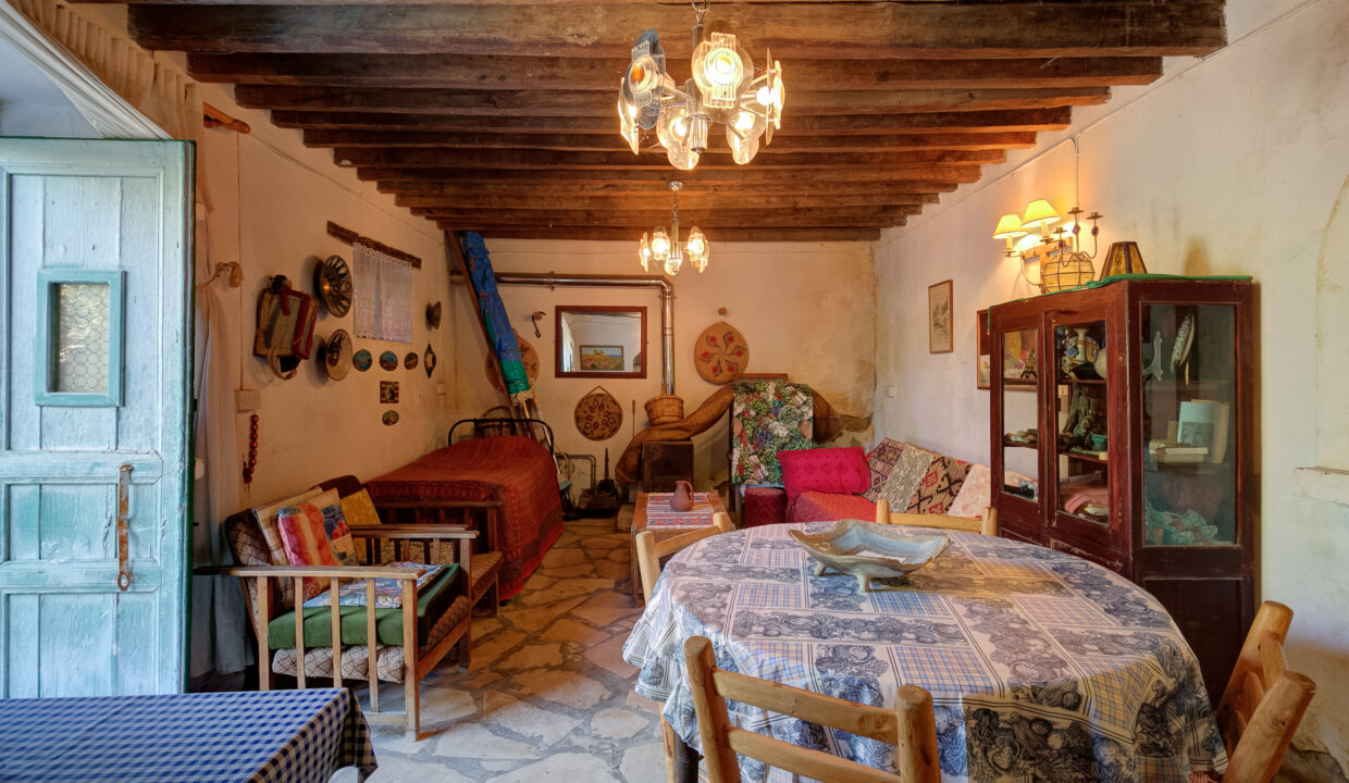2 Bedroom Village House For Sale - Arsos Village, Limassol: ID 1195 14 - ID 1195 - Comark Estates