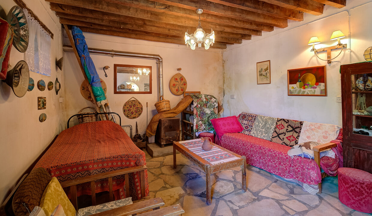 2 Bedroom Village House For Sale - Arsos Village, Limassol: ID 1195 15 - ID 1195 - Comark Estates