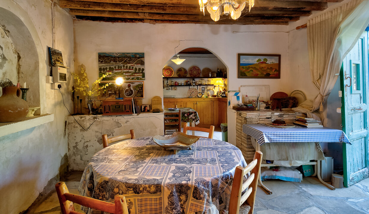 2 Bedroom Village House For Sale - Arsos Village, Limassol: ID 1195 16 - ID 1195 - Comark Estates
