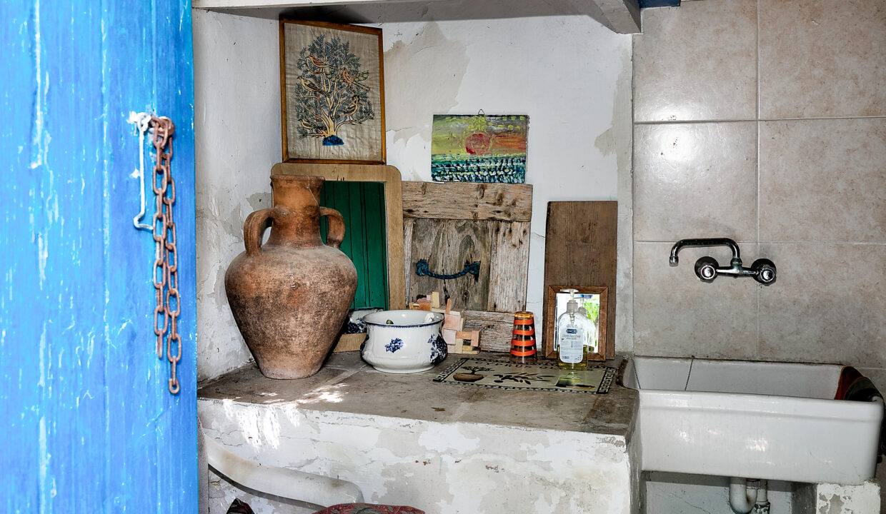 2 Bedroom Village House For Sale - Arsos Village, Limassol: ID 1195 24 - ID 1195 - Comark Estates