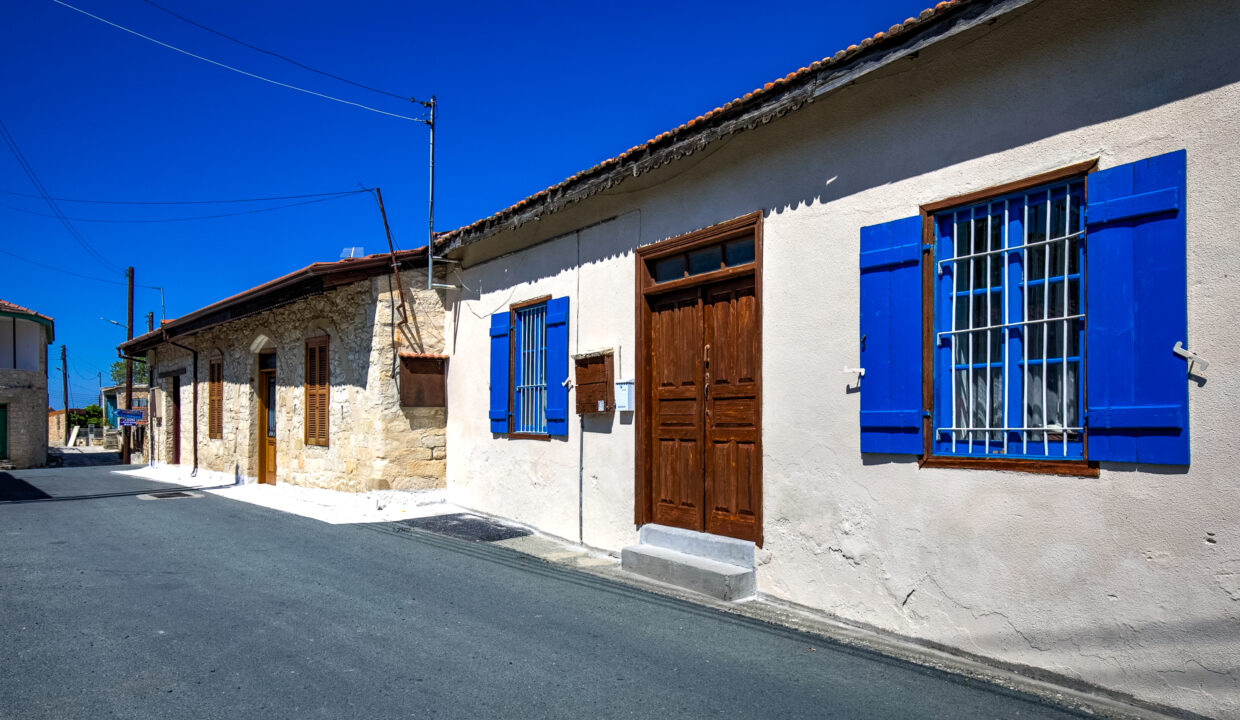 2 Bedroom Village House For Sale - Arsos Village, Limassol: ID 1195 41 - ID 1195 - Comark Estates
