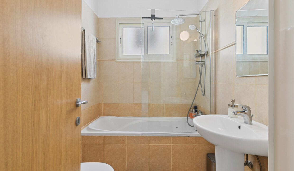 2 Bedroom Apartment For sale - Pissouri, Pissouri Village, Limassol: ID 1201 12 - ID 1201 - Comark Estates