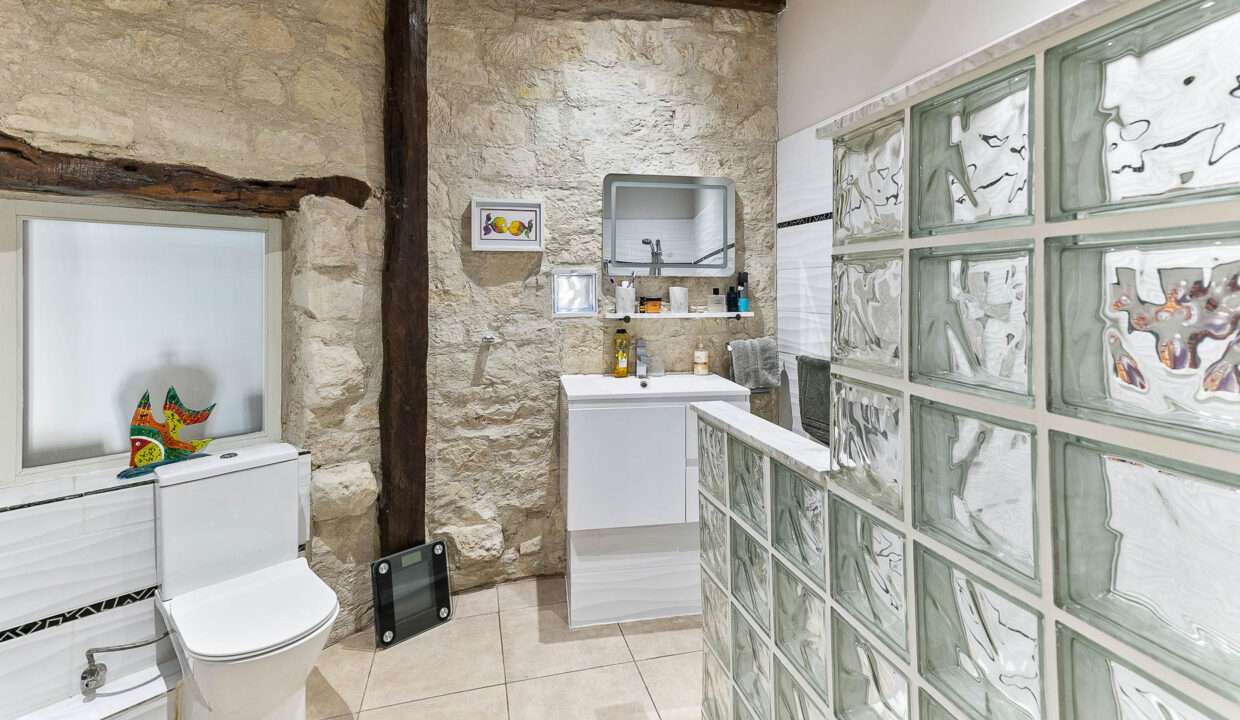 2 Bedroom Village House For Sake - Vouni, Vouni Village, Limassol: ID 1207 09 - ID 1207 - Comark Estates