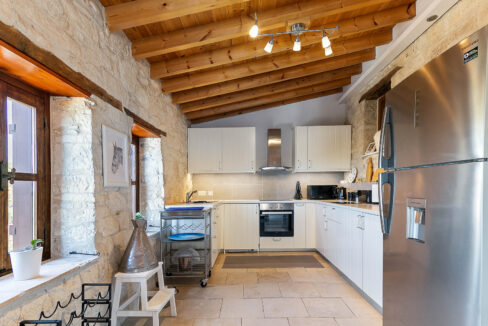 2 Bedroom Village House For Sake - Vouni, Vouni Village, Limassol: ID 1207 17 - ID 1207 - Comark Estates