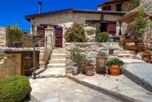 2 Bedroom Village House For Sake - Vouni, Vouni Village, Limassol: ID 1207 01 - ID 1207 - Comark Estates