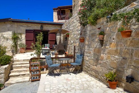2 Bedroom Village House For Sake - Vouni, Vouni Village, Limassol: ID 1207 05 - ID 1207 - Comark Estates