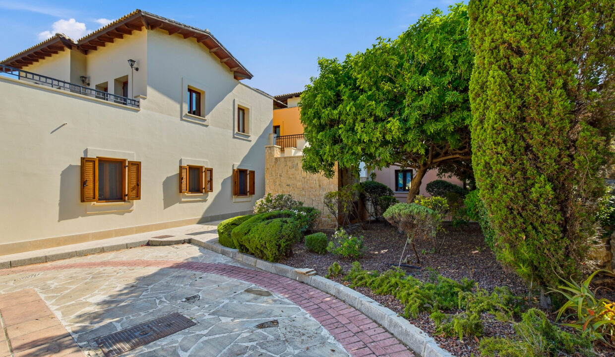 2 Bedroom Apartment For Sale - Zephyros Village, Aphrodite Hills, Paphos: ID 1210 19 – ID 1210 - Comark Estates