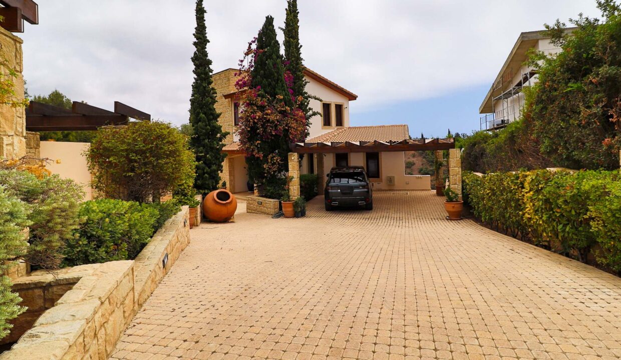 5 Bedroom Villa For Sale - Western Plateau, Aphrodite Hills, Paphos: ID 1214 58 – ID 1214 - Comark Estates