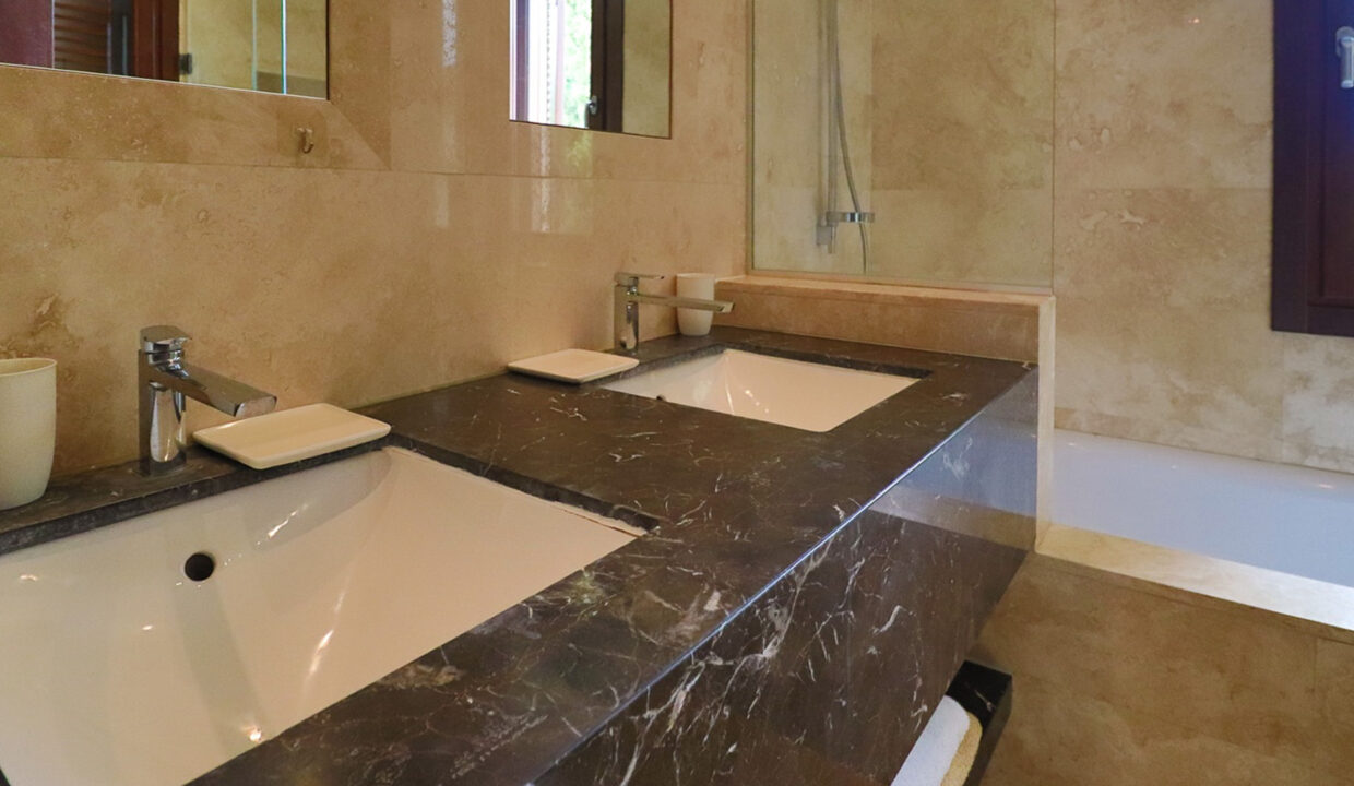 5 Bedroom Villa For Sale - Western Plateau, Aphrodite Hills, Paphos: ID 1214 14 – ID 1214 - Comark Estates