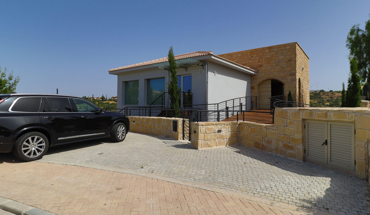 4 Bedroom Villa For Sale - Eastern Plateau, Aphrodite Hills, Paphos: ID 1215 23 – ID 1215 - Comark Estates