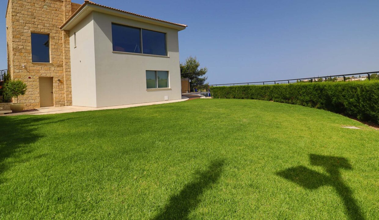 4 Bedroom Villa For Sale - Eastern Plateau, Aphrodite Hills, Paphos: ID 1215 27 – ID 1215 - Comark Estates