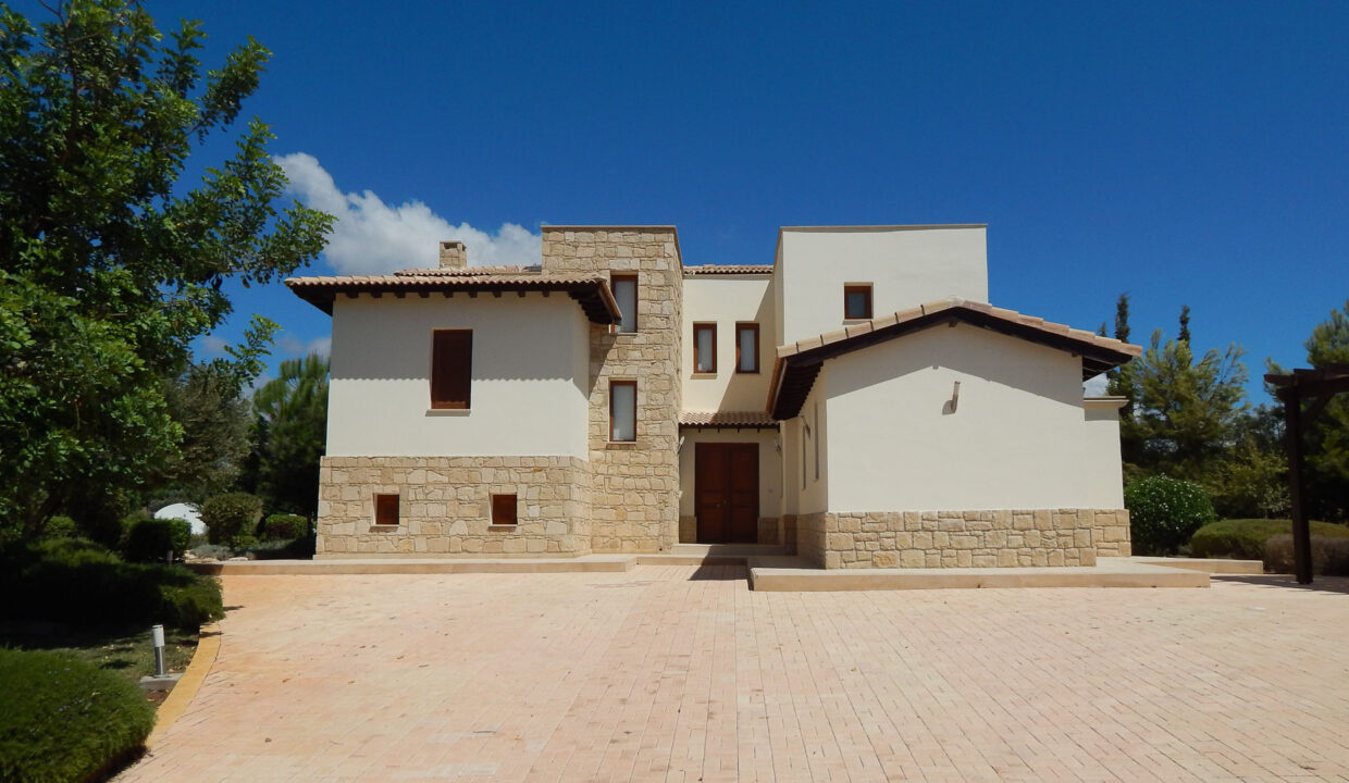 5 Bedroom Villa For Sale - Eastern Plateau, Aphrodite Hills, Paphos: ID 1217 26 – ID 1217 - Comark Estates