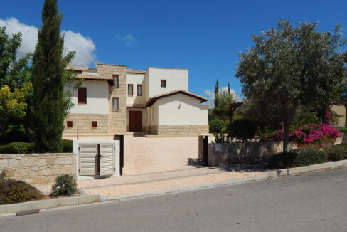 5 Bedroom Villa For Sale - Eastern Plateau, Aphrodite Hills, Paphos: ID 1217 27 – ID 1217 - Comark Estates