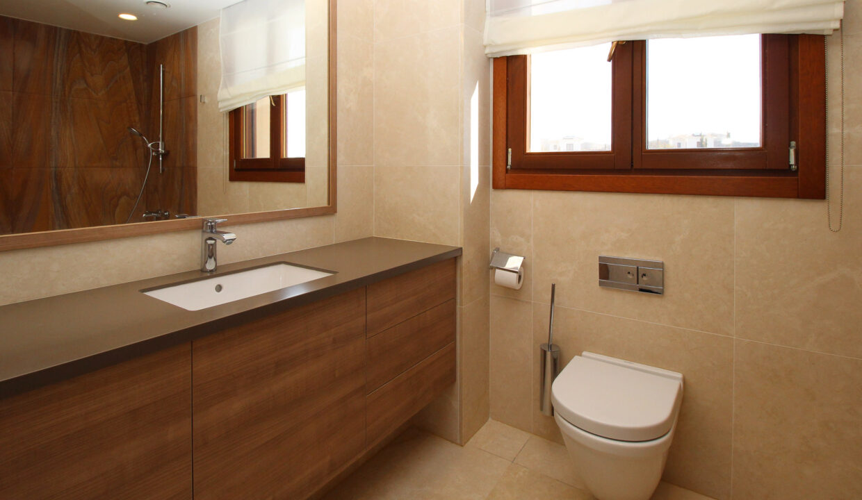 6 Bedroom Villa For Sale - Eastern Plateau, Aphrodite Hills, Paphos: ID 1226 15 – ID 1226 - Comark Estates