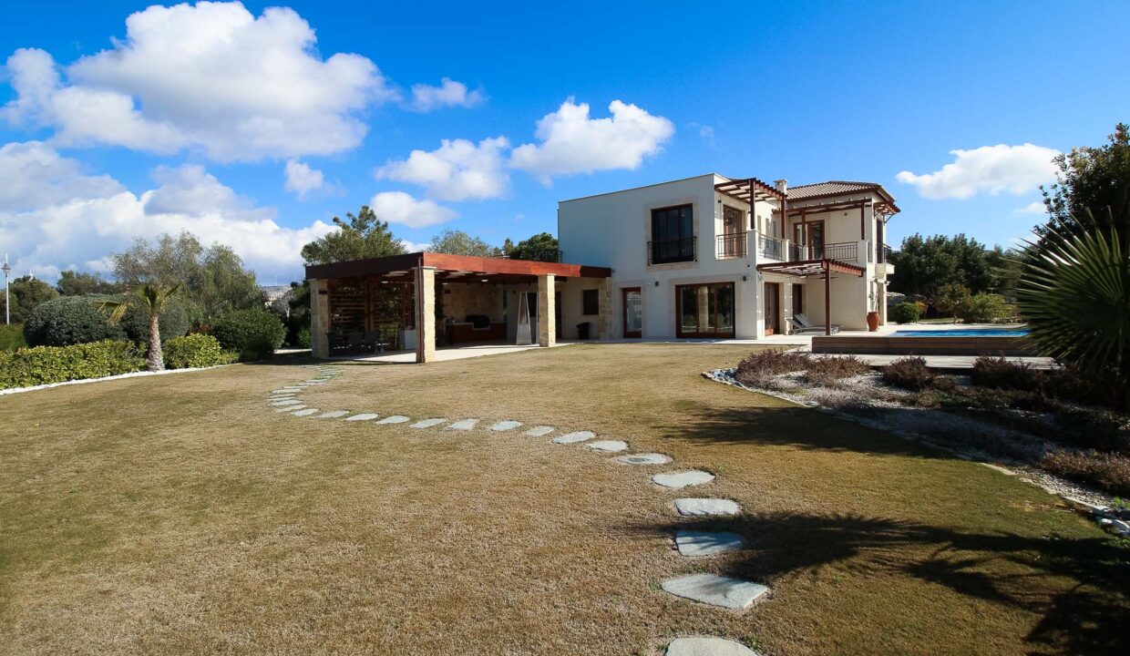 6 Bedroom Villa For Sale - Eastern Plateau, Aphrodite Hills, Paphos: ID 1226 23 – ID 1226 - Comark Estates