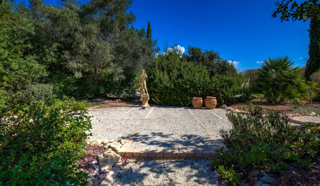 3 Bedroom Villa For Sale - Eastern Plateau, Aphrodite Hills, Paphos: ID 1229 41 – ID 1229 - Comark Estates