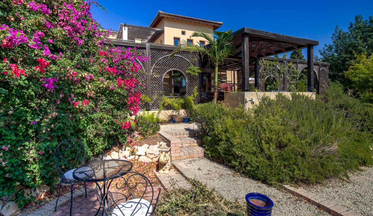 3 Bedroom Villa For Sale - Eastern Plateau, Aphrodite Hills, Paphos: ID 1229 48 – ID 1229 - Comark Estates