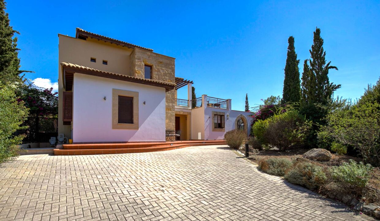 3 Bedroom Villa For Sale - Eastern Plateau, Aphrodite Hills, Paphos: ID 1229 07 – ID 1229 - Comark Estates