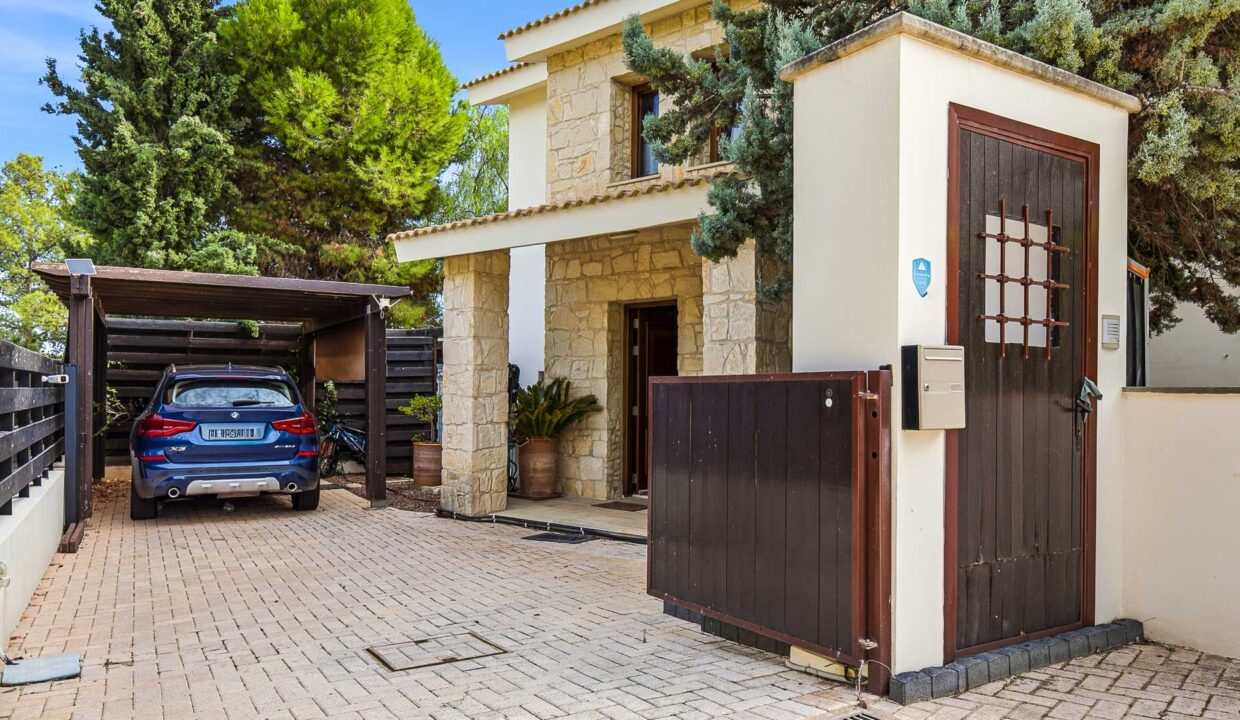 3 Bedroom Villa For Sale - Western Plateau, Aphrodite Hills, Paphos: ID 1233 01 – ID 1233 - Comark Estates