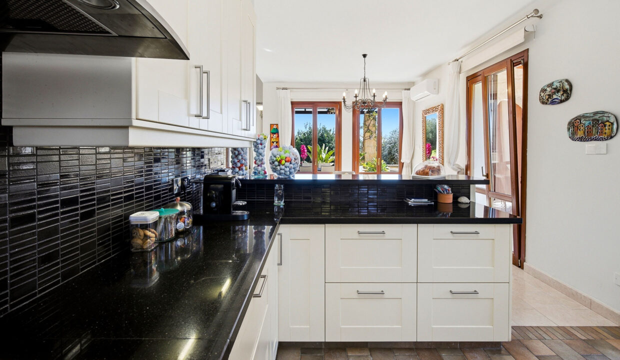 3 Bedroom Villa For Sale - Eastern Plateau, Aphrodite Hills, Paphos: ID 1235 19 – ID 1235 - Comark Estates