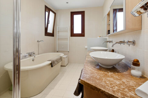 3 Bedroom Villa For Sale - Eastern Plateau, Aphrodite Hills, Paphos: ID 1235 31 – ID 1235 - Comark Estates